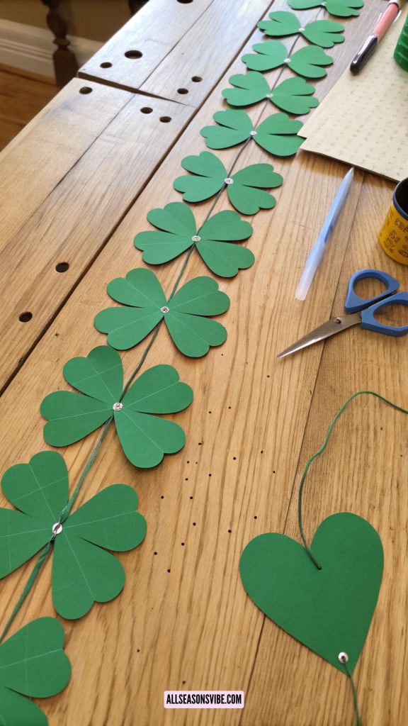 Shamrock Paper Garland